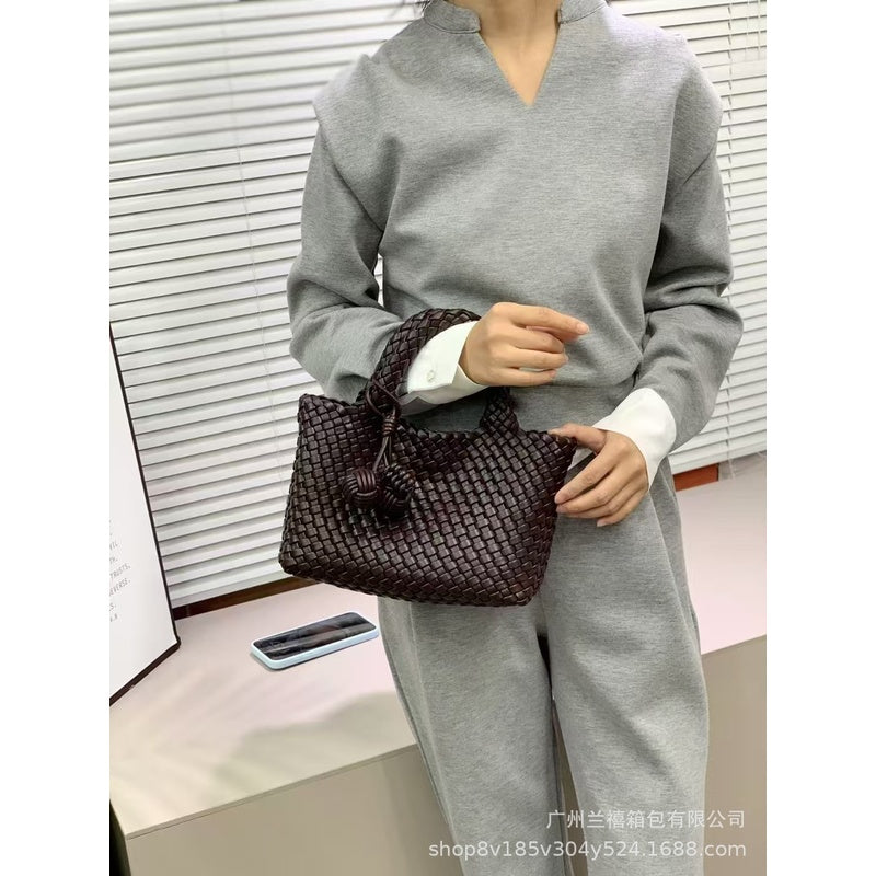 Handmade Soft Leather Woven Handbag for Women 2025 New Single Shoulder Crossbody Bag Unique Design Fashion Versatile Stylish