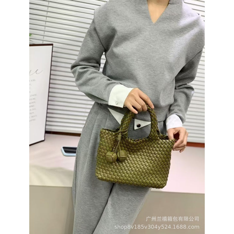 Handmade Soft Leather Woven Handbag for Women 2025 New Single Shoulder Crossbody Bag Unique Design Fashion Versatile Stylish