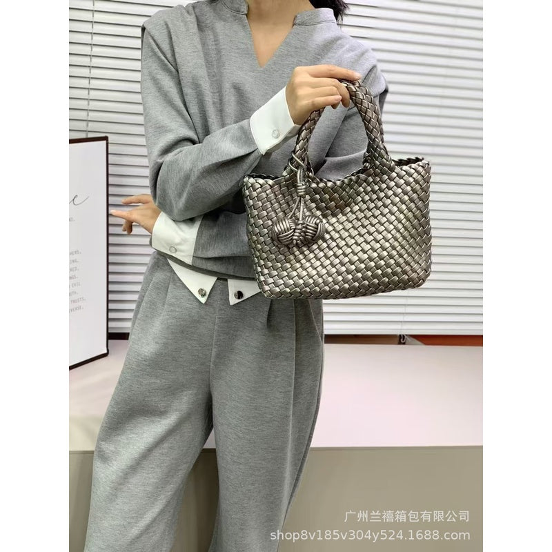 Handmade Soft Leather Woven Handbag for Women 2025 New Single Shoulder Crossbody Bag Unique Design Fashion Versatile Stylish