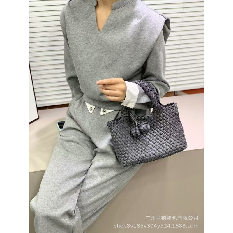 Handmade Soft Leather Woven Handbag for Women 2025 New Single Shoulder Crossbody Bag Unique Design Fashion Versatile Stylish